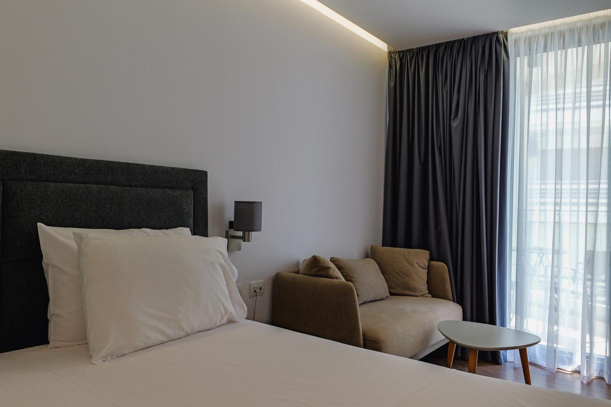 Dorchester Hotel Sarande Exterior photo