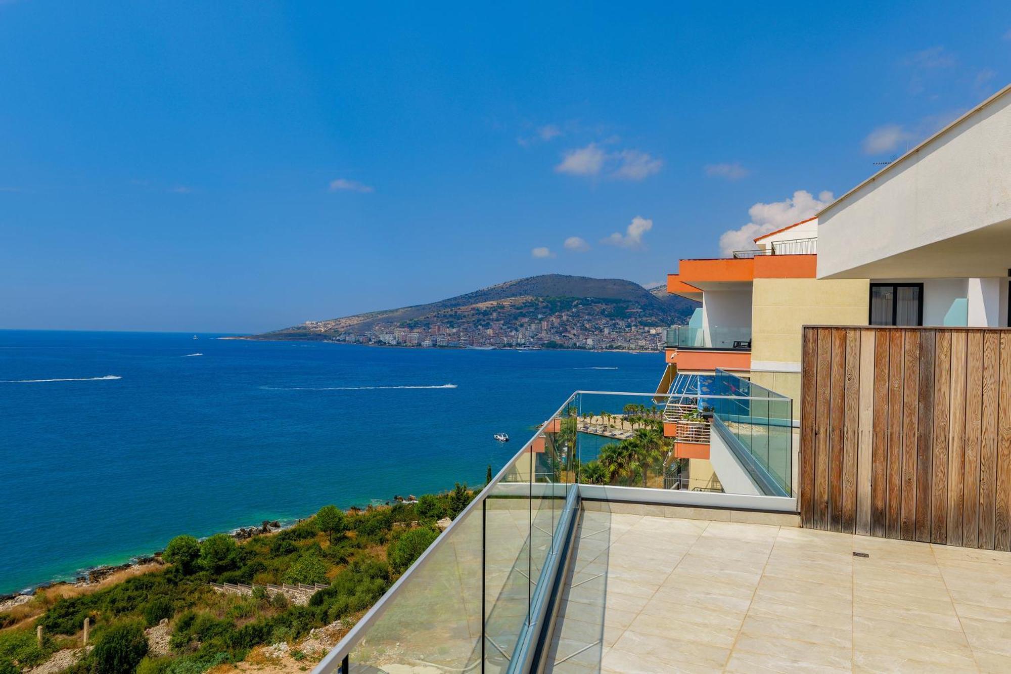 Dorchester Hotel Sarande Exterior photo