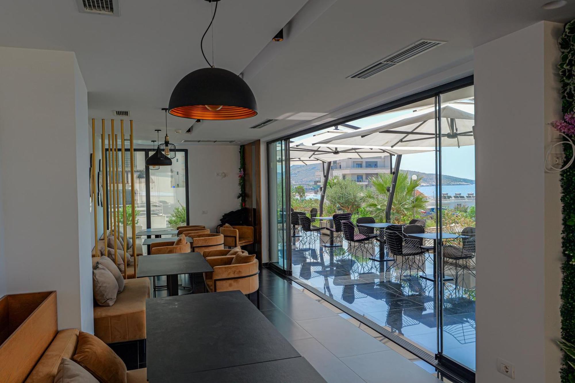 Dorchester Hotel Sarande Exterior photo