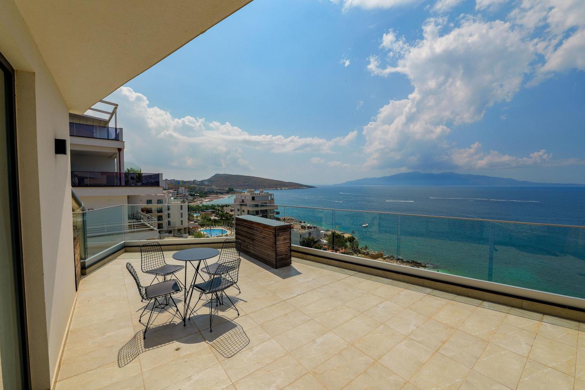 Dorchester Hotel Sarande Exterior photo