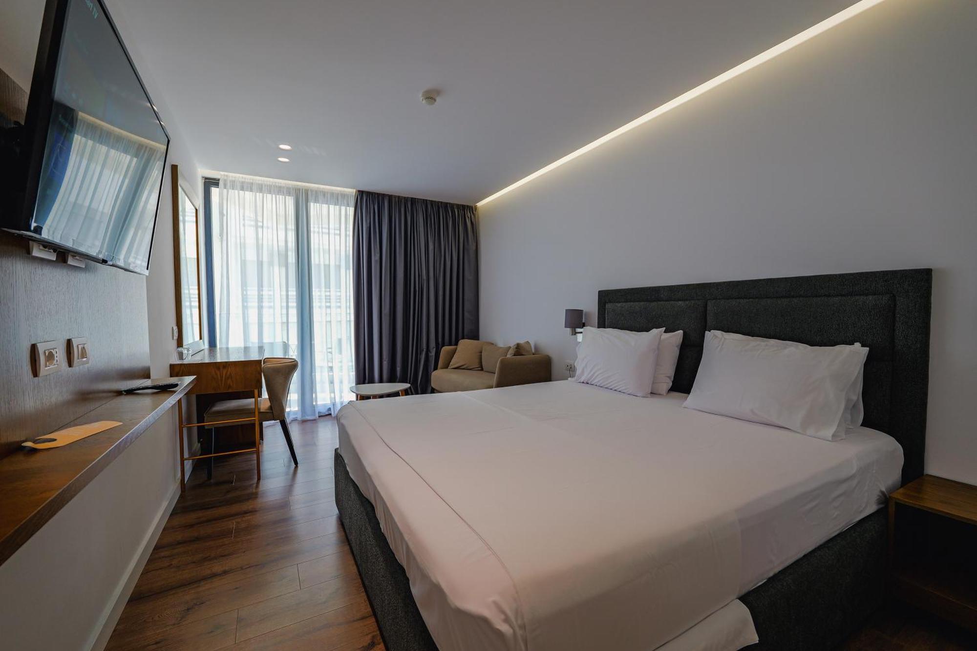 Dorchester Hotel Sarande Exterior photo