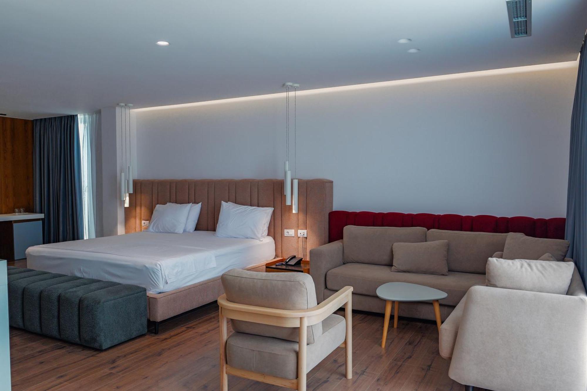 Dorchester Hotel Sarande Exterior photo
